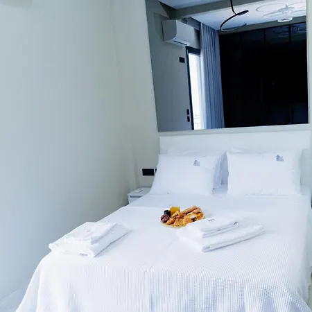 Chic Penthouse 아파트 테살로니키