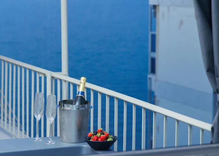 Chic Penthouse Apartment Thessaloniki